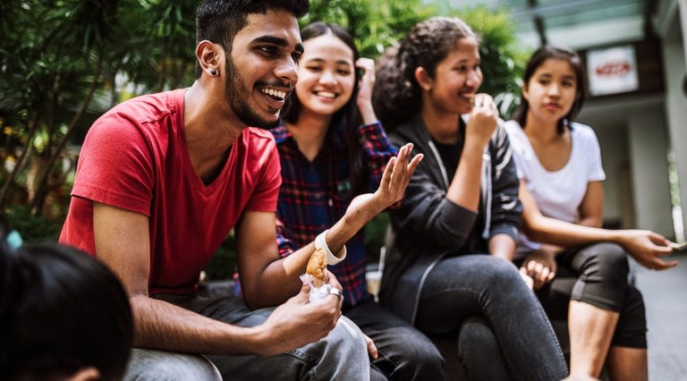 BEST FRIEND: VOCÊ SABE O SIGNIFICADO? 