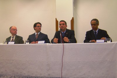 AULA MAGNA DO DIREITO MOTIVA OS ESTUDANTES AULA MAGNA DO DIREITO MOTIVA OS ESTUDANTES