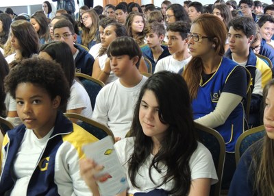 CESAMA MINISTRA PALESTRA A ALUNOS DO ENSINO FUNDAMENTAL CESAMA MINISTRA PALESTRA A ALUNOS DO ENSINO FUNDAMENTAL